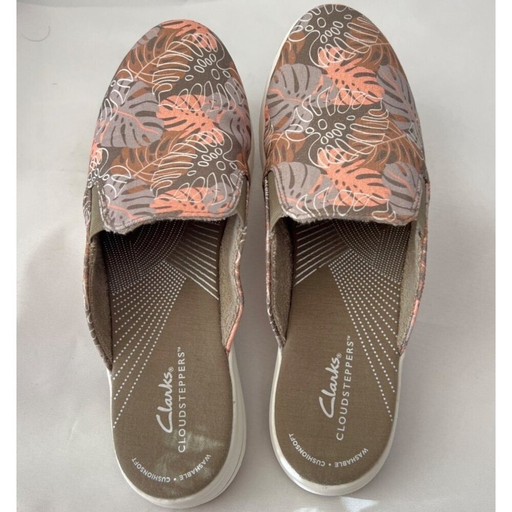 Clarks Cloud Steppers Breeze Shore Slides  Women shoes Size 9